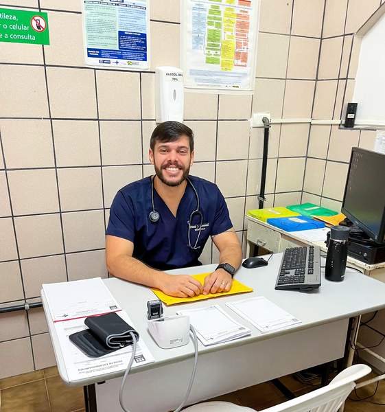 Dr. Daniel Pimentel